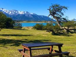 Lago Roca y Camping